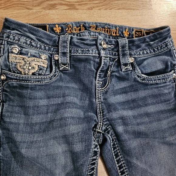 Rock Revival "Betty" Jeans Ornate Stitching and Rhinestones Size 25 - Picture 4 of 7